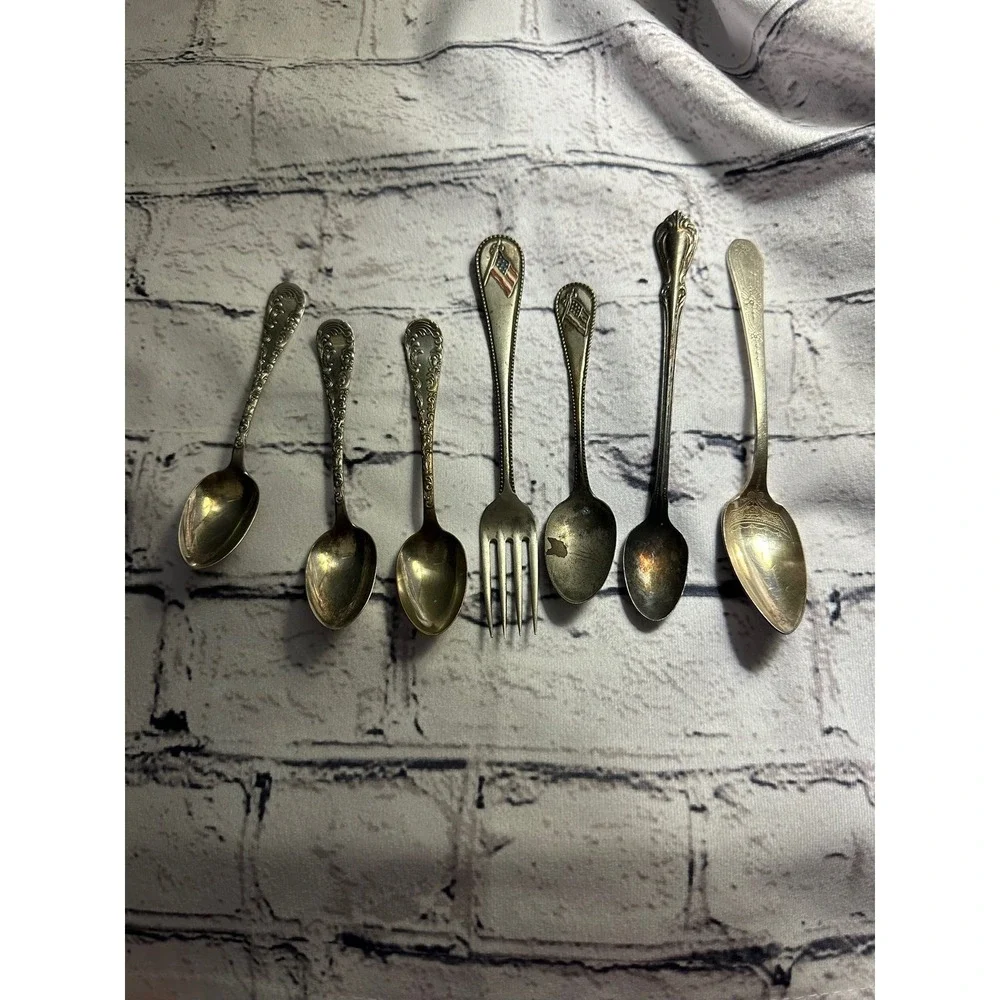 Vintage baby spoons and‎ fork silver?